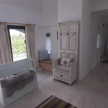 Holiday home The Burren Barn