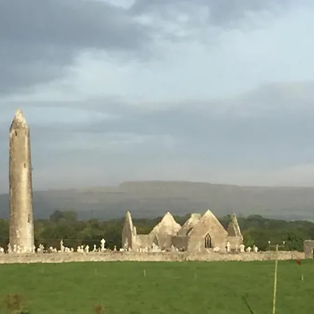 Holiday home The Burren Barn *